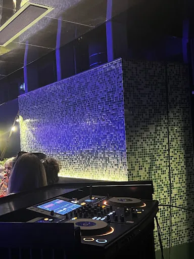 Skybar Paris Rooftop
