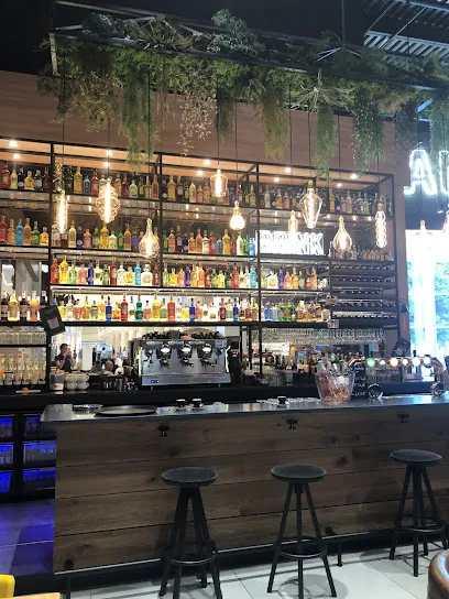 Globe Café